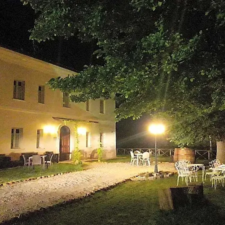 Marietta - Marche Frühstückspension Montemaggiore al Metauro