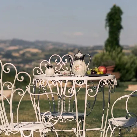 Marietta - Marche 4* Montemaggiore al Metauro